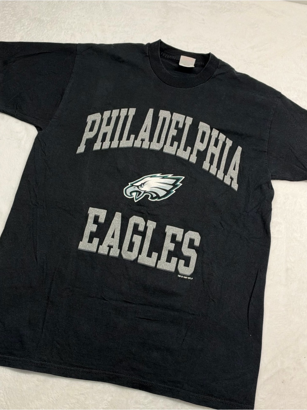 Vintage 1997 Philadelphia Eagles Football T Shirt Size Larg Black